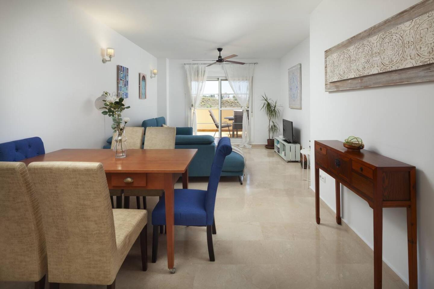 Relaxation, Golf & Beach Caleta De Velez Luaran gambar